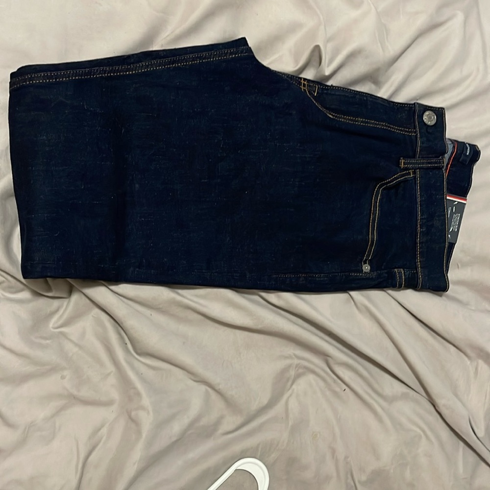 32x30 Tommy Hilfiger jeans